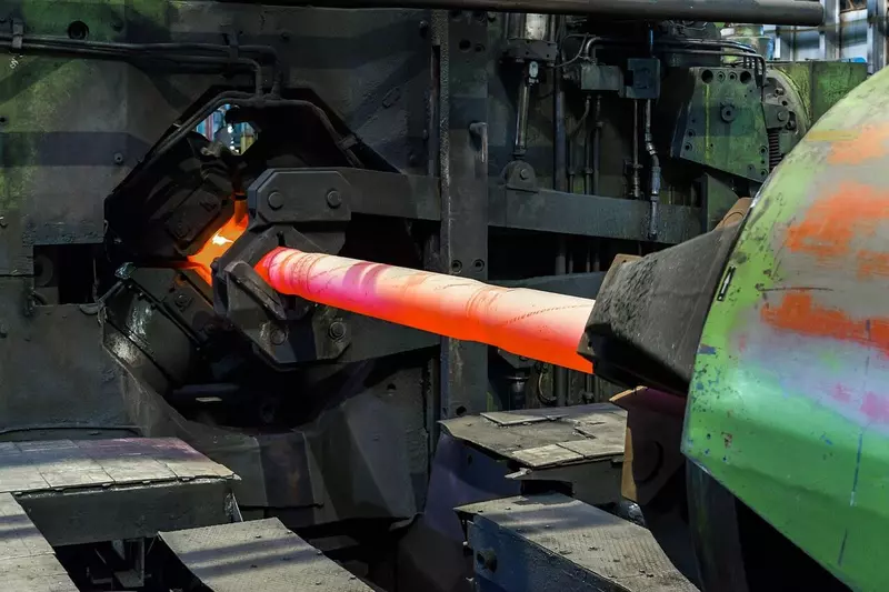 Картинка №1 для статьи «Производство: Мотовилиха освоила производство длинномерных немагнитных бурильных труб для нефтегазовой отрасли»