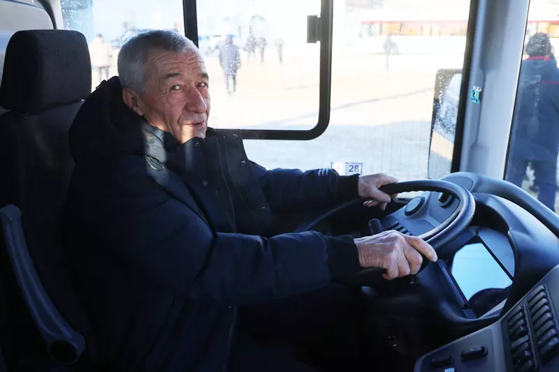 Изображение #3 для новости «Рязанская область: 25 низкопольных автобусов марки ЛиАЗ большого класса получила Рязань»