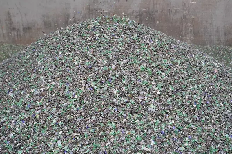 Фото 3 для публикации «Сибстекло: На Сибстекле модернизировали техкомплекс по обработке стекольных отходов»