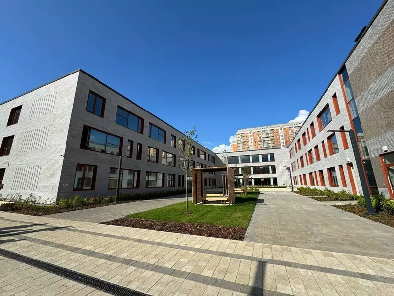 Иллюстрация №1 для статьи «Детские сады и школы: В Москве открылась новая школа»