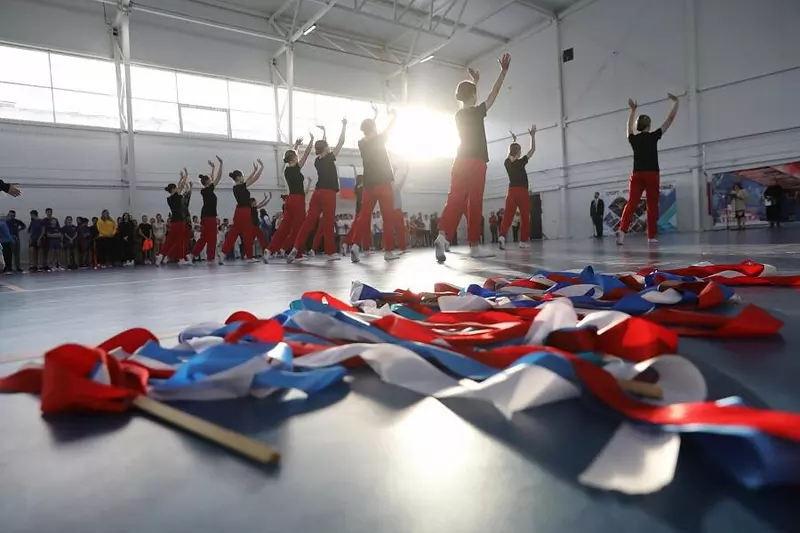 Фото 2 для поста «Волгоградская область: В Ленинске Волгоградской области открылся новый универсальный спортивный зал»