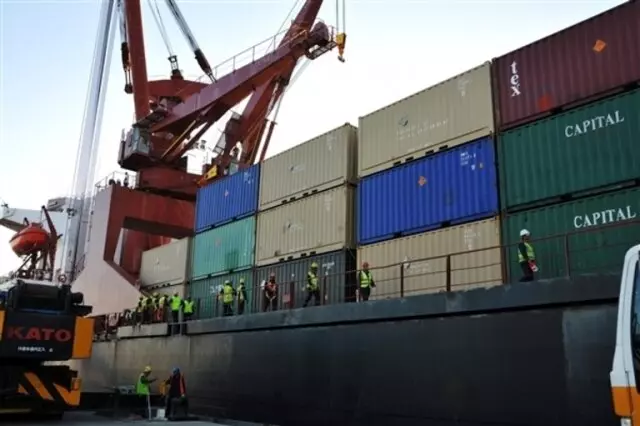 Товарооборот России и Китая за год вырос почти на 30