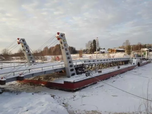 В республике Коми завершено строительство нового наплавного моста проекта СТ