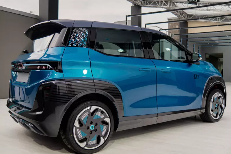 Изображение №4 для поста «автомобилестроение: Российский стартап Атом показал свой первый электромобиль с бортовой операционной системой»