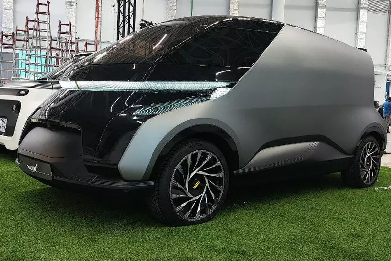 Картинка №1 для статьи «Фотофакты: Росатом представил концепт электрического фургона»