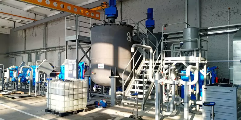 Иллюстрация #1 для публикации «Производство: В Самарской области заемщик ФРП запустил производство мастик и клеев для автомобилестроения»