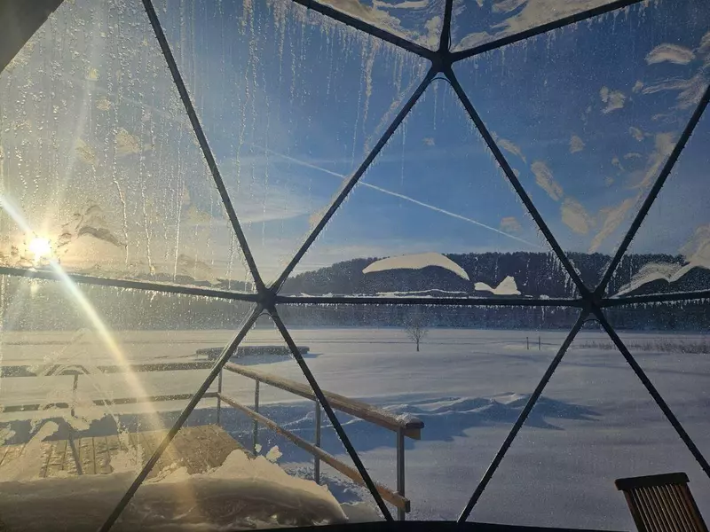 Изображение №3 для «отдых: В Свердловской области открыли эко отель»