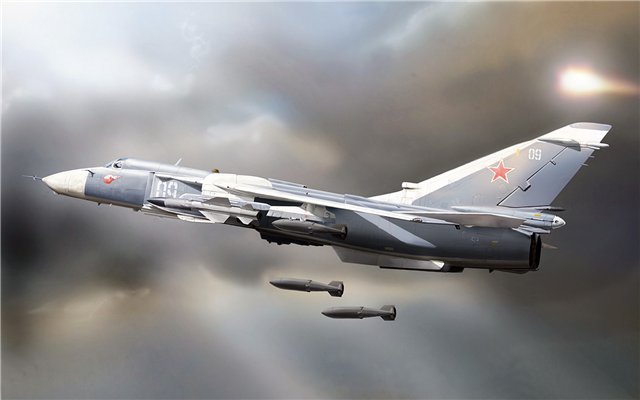 На все самолеты Су-24 в ЦВО установлены новые прицельные комплексы