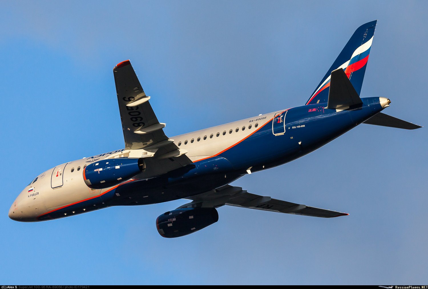 Sukhoi Ssj 100 Фото