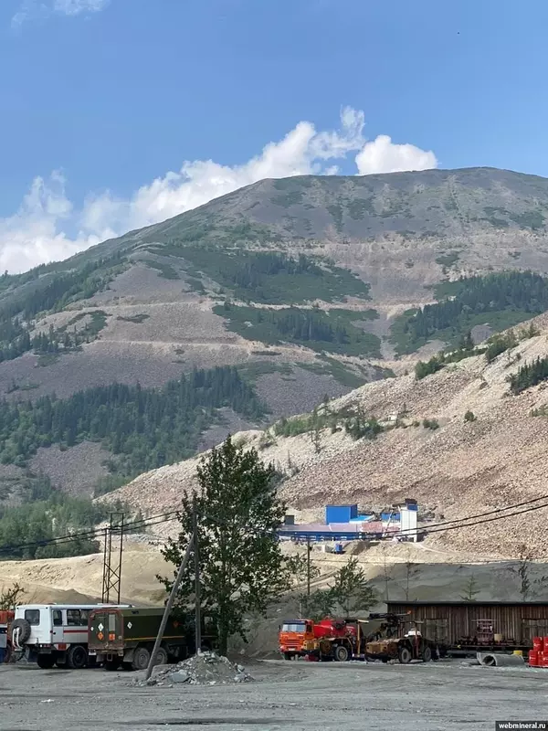 Возрождая страну