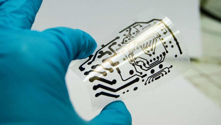 Печатают на любых поверхностях: в России созданы уникальные наночернила