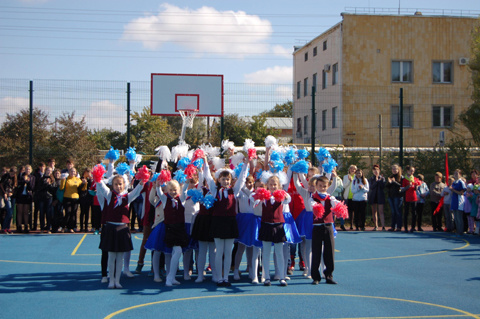 Спортивная площадка в Пролетарске