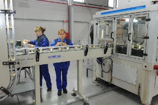 В Смоленской области открыли предприятие по производству тары для консервов и пресервов