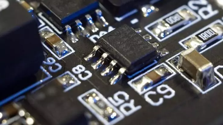 Изображение №1 для статьи «Производство: Резидент ОЭЗ Технополис Москва запустил производство микросхем для умных систем»