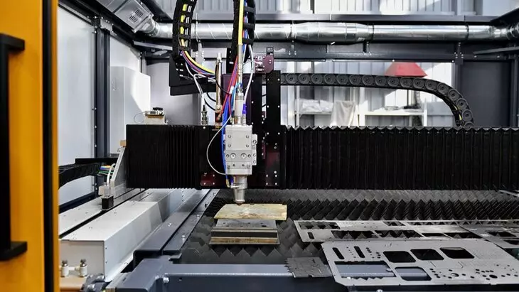 Московская компания Лазеры и аппаратура увеличила в 2 5 раза производство станков