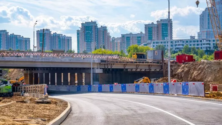 №1 для новости «Дорожное строительство: Открылся новый путепровод с МКАД на трассу М4 Дон со съездом в сторону области»