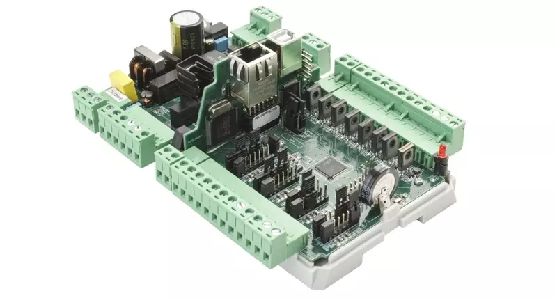 МЗТА в своих устройствах применяет интерфейсные субмодули – печатные платы, которые устанавливаются перпендикулярно относительно основной печатной платы