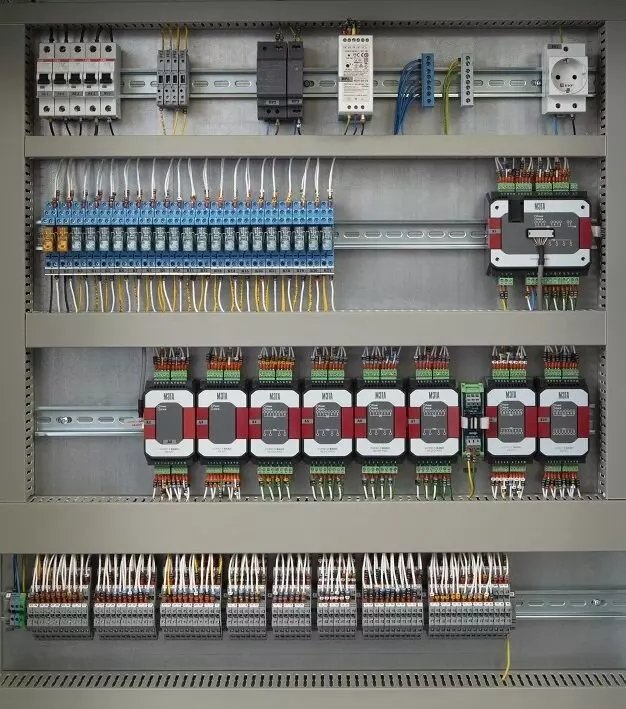 #3 для статьи «ПЛК: Программируемые логические контроллеры в промышленной автоматизации»