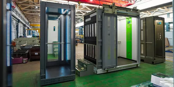 Картинка 1 для новости «Производство: Четыре новые модели лифтов были запущены в серийное производство Мослифтом»