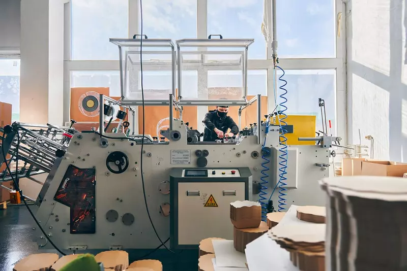 Картинка 2 для новости «Москва: Московский производитель картона запустил производство экологичной тары»