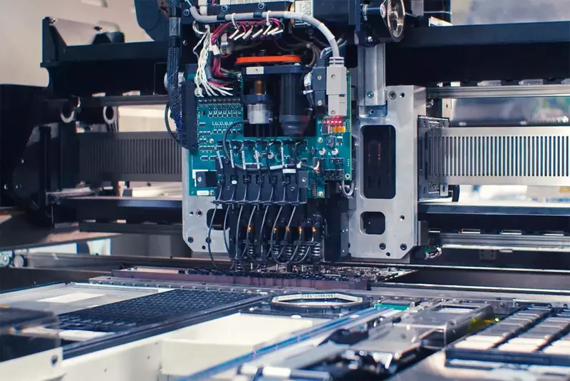 Изображение №1 для статьи «Производство: В Москве запустили серийное производство материнских плат»