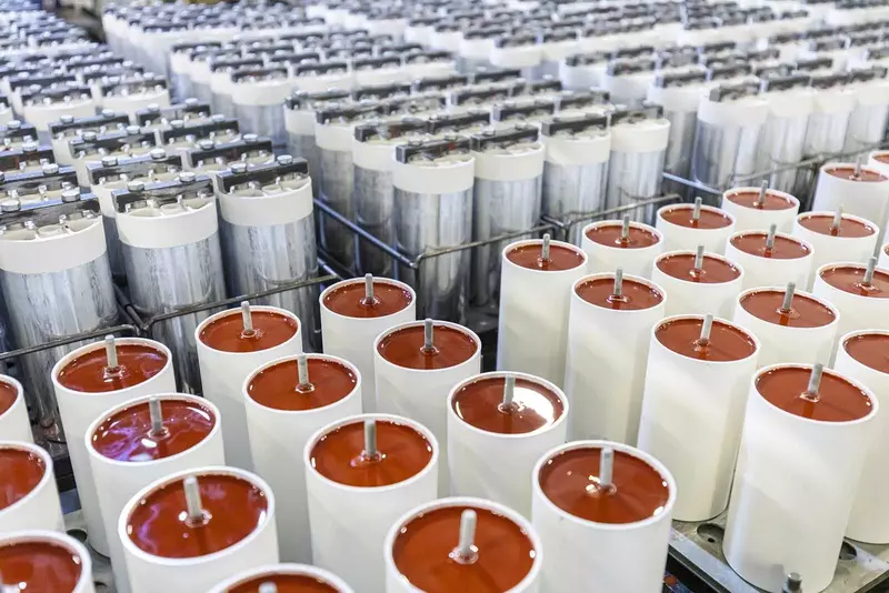 #4 для новости «В Москве запущено производство конденсаторов»