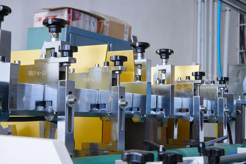 Фото №3 для статьи «Ламбумиз: Московский производитель картона запустил производство экологичной тары»