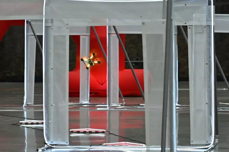 5 для новости «В Москве в индустриальном парке Руднево открылся новый лётно испытательный комплекс для БПЛА»