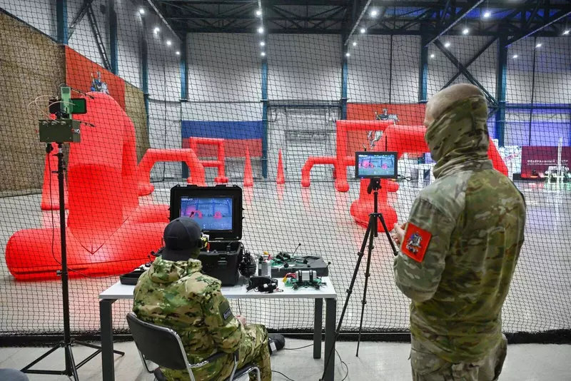 4 для новости «В Москве в индустриальном парке Руднево открылся новый лётно испытательный комплекс для БПЛА»