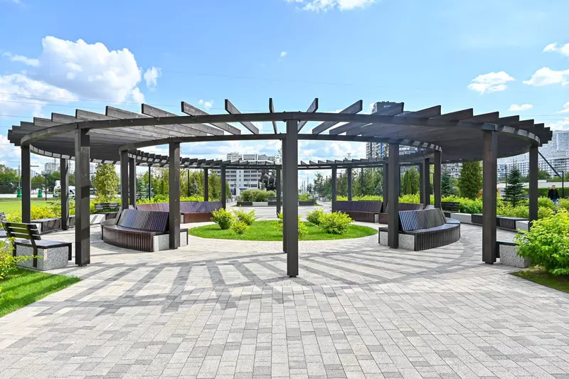 Иллюстрация #9 для «В Москве после масштабного обновления открылся конноспортивный комплекс Битца»