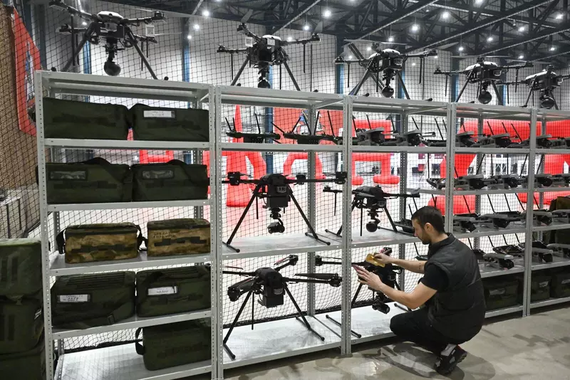 №3 для «Москва: В Москве в индустриальном парке Руднево открылся новый лётно испытательный комплекс для БПЛА»