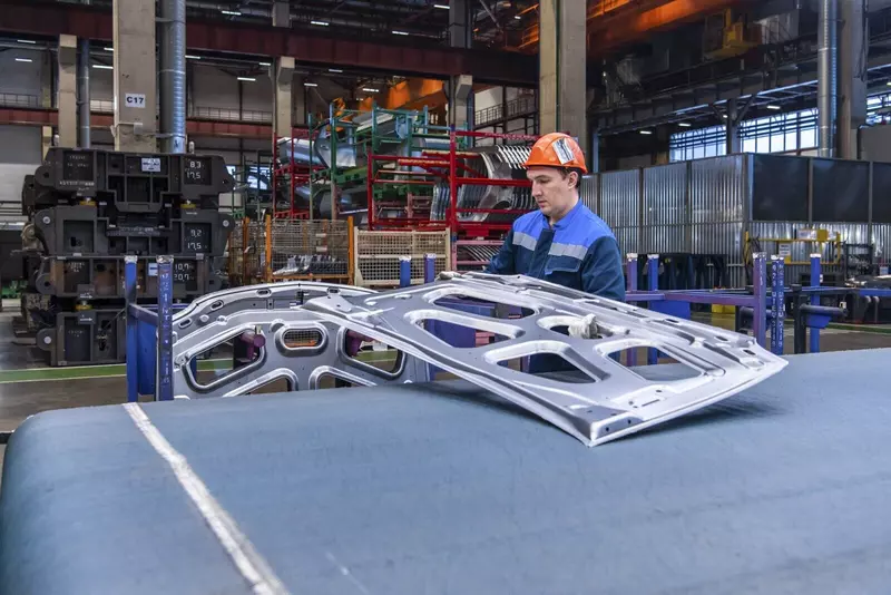 Картинка 2 для поста «Москва: В Москве открыто новое производство автокомпонентов»