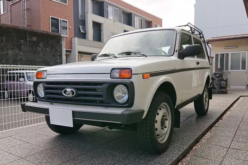 В Японии начали продавать Лады и УАЗы казахской сборки