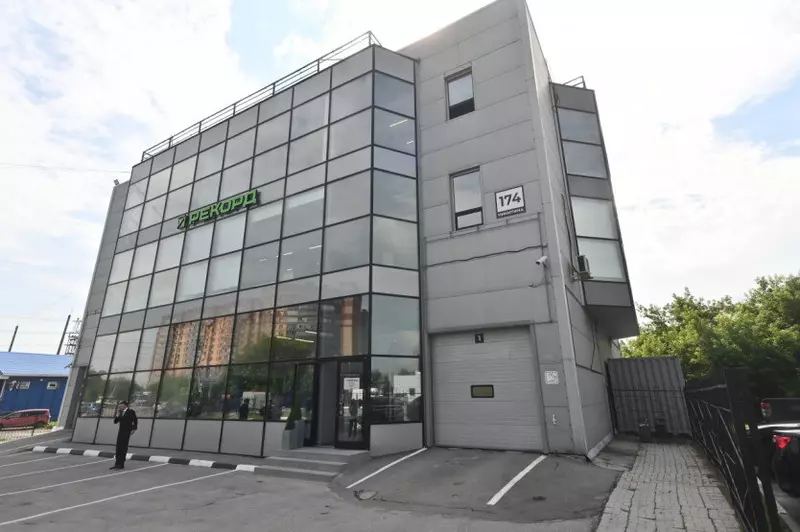 Картинка 1 для статьи «Новые заводы и цеха: Завод по производству комплексов фотовидеофиксации запустили в Новосибирске»