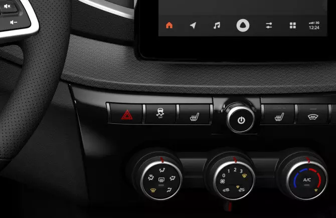 Лада Веста получила локализованную систему и другие новые опции