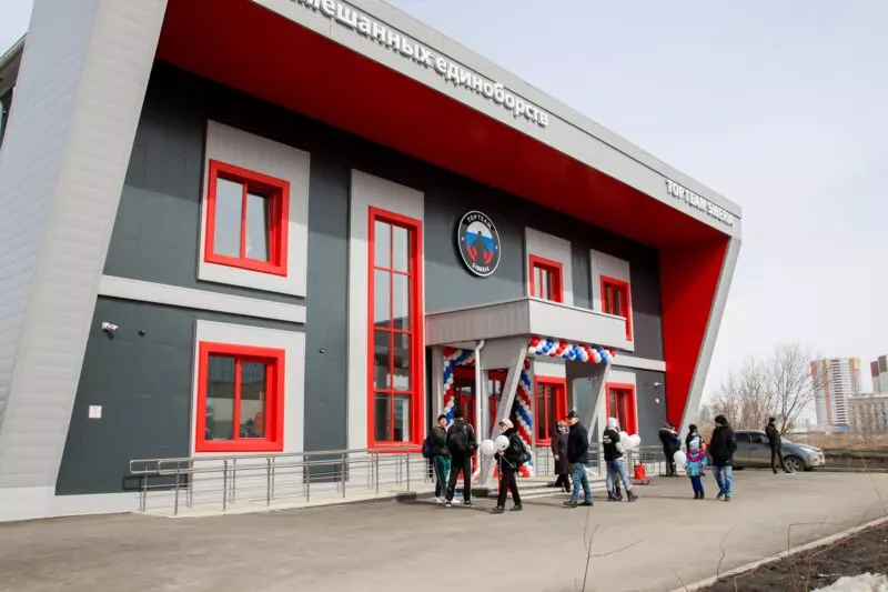 В Барнауле начал работу центр смешанных единоборств