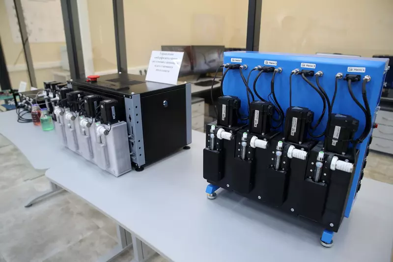 2 для «Ростовская область: В ЮФУ прошло торжественное открытие Центра наукоёмкого приборостроения»