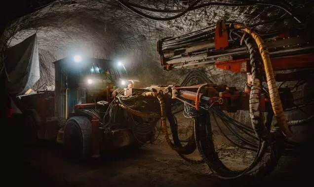 Фото 2 для поста «полезные ископаемые: На Гремячинском ГОКе в Волгоградской области добыли 3 миллиона тонн руды с начала проекта»