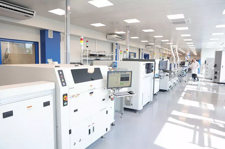 Иллюстрация 2 для поста «электроника: В Санкт Петербурге запущено производство телекоммуникационного оборудования»