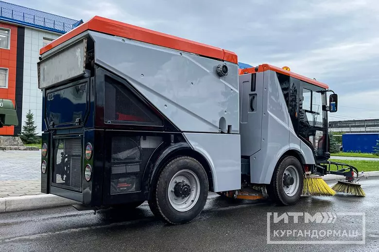 Изображение #2 для «спецтехника и логистика: В России налажен серийный выпуск еще одной машины для коммунальщиков»