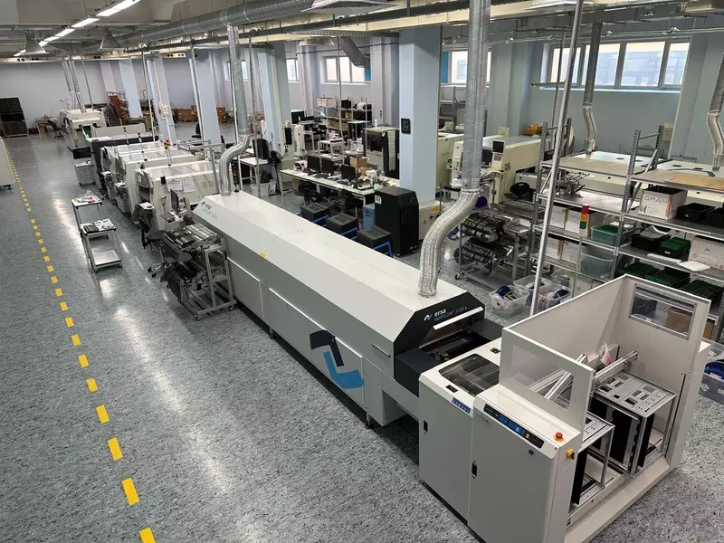 Картинка 4 для поста «роутеры: Искра Технологии запустила серийное производство роутеров в Екатеринбурге»