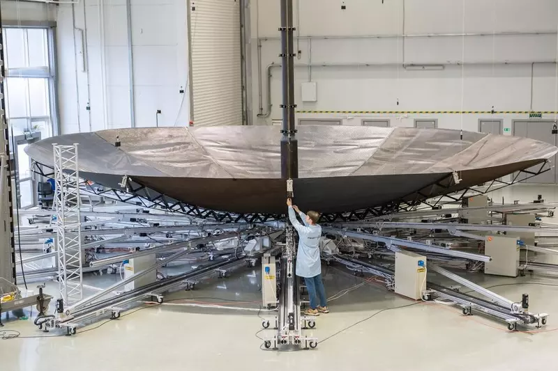 Новое поколение антенных рефлекторов