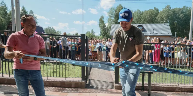 2 для «спортивные объекты: В посёлке Подгорный Красноярского края открылся современный спорткомплекс Воробьи»