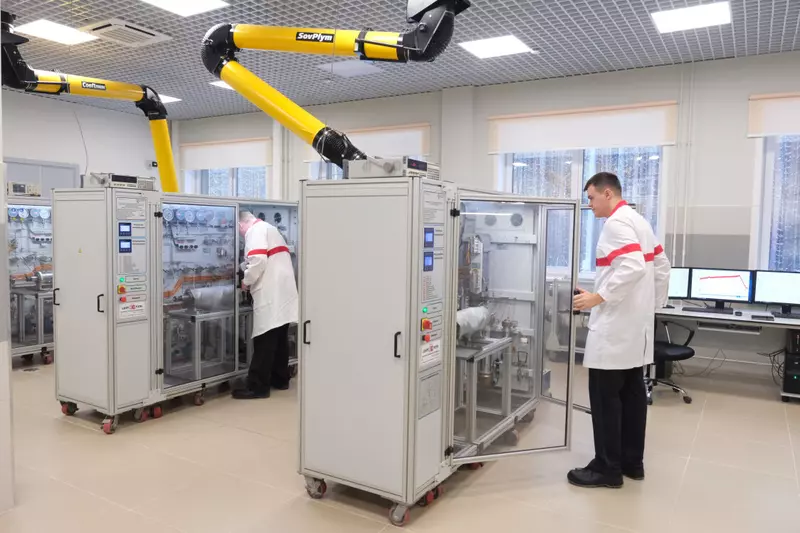 Фото 5 для поста «ЛУКойл открыл в Перми центр исследований керна и пластовых флюидов»