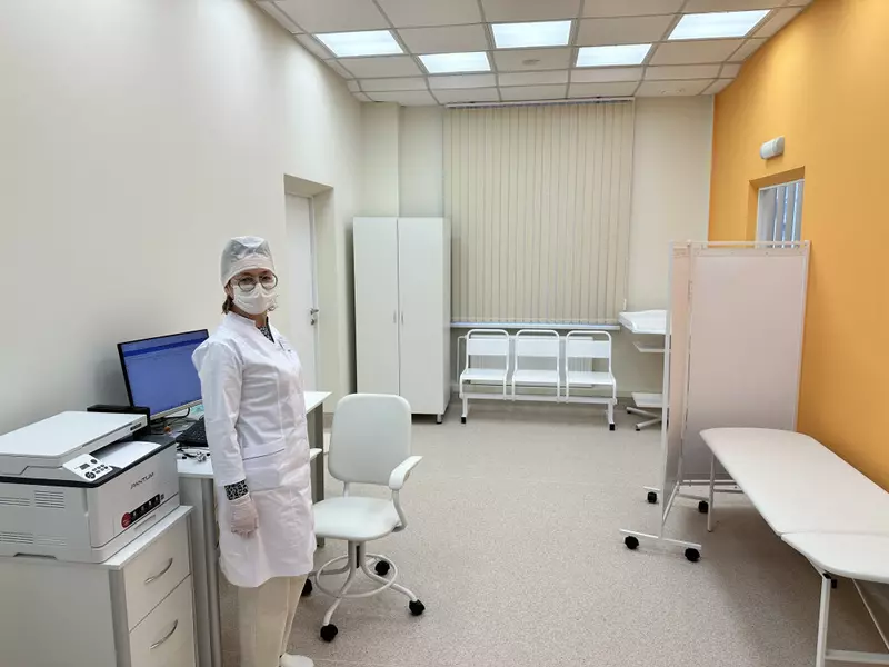 #2 для новости «Пермский край: В посёлке Углеуральском Пермского края начала приём пациентов новая поликлиника»