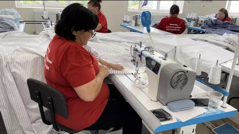 Иллюстрация 4 для публикации «Северный Кавказ: Новая швейная фабрика открылась в Карачаево Черкесии»