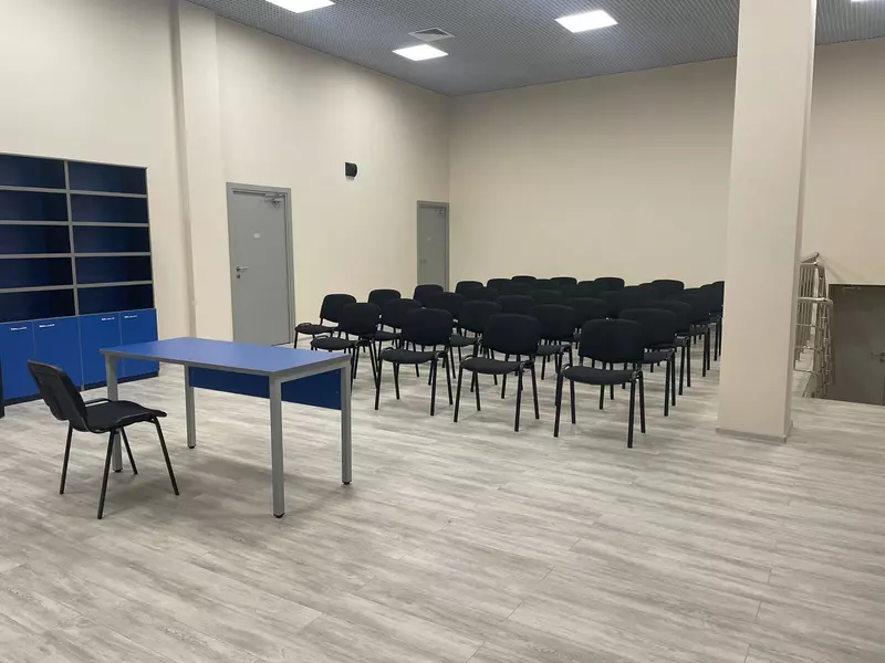 12 для «В Севастополе появилась новая ледовая арена»