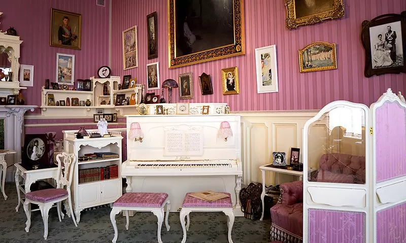 8 для «Ход реставрации Александровского дворца в Царском селе»