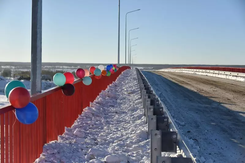 Новый автомобильный мост через реку Тагил открыли в Свердловской области