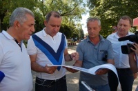 Глава Карачаево-Черкесии осмотрел крупные объекты в г. Черкесске, реконструкция которых началась в этом году